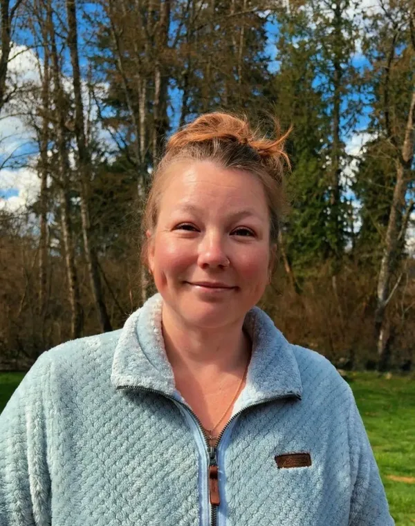 Ashley — Customer Service & Dispatch