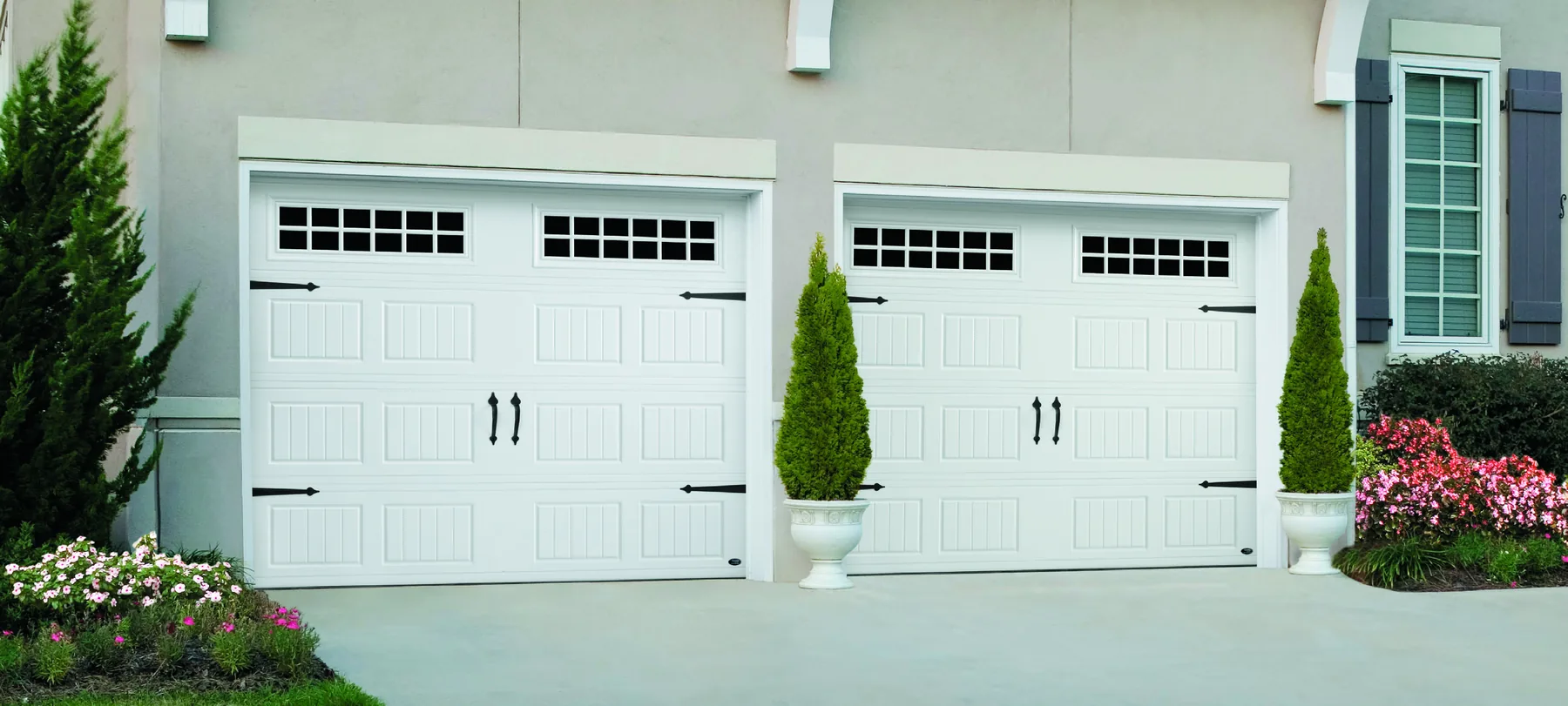 Amarr Designer's Choice bead board garage door in true white
